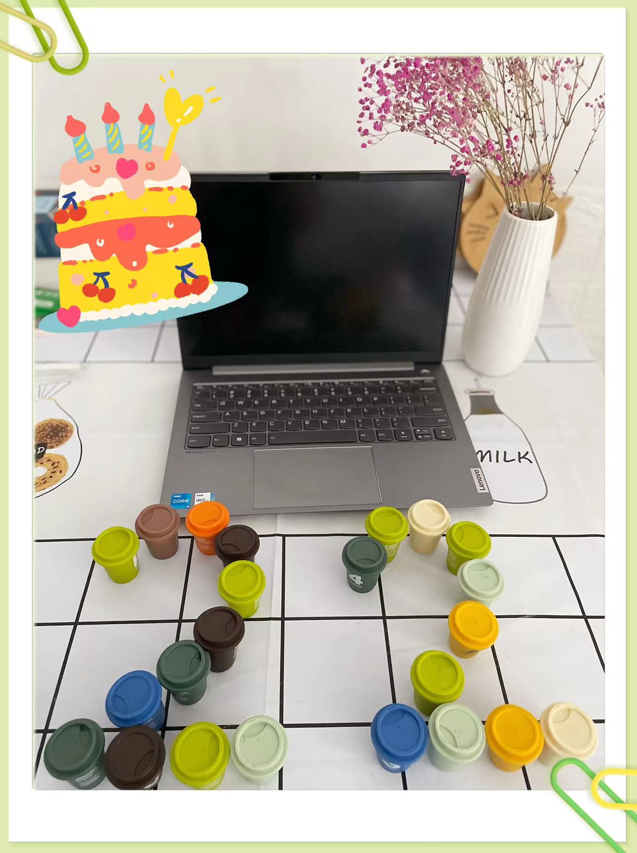 携22杯咖啡祝公司22周年快乐.jpg 携22杯咖啡祝公司22周年快乐.jpg